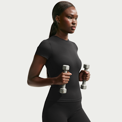 Nike.comにおけるNikeSKIMS Matte ウィメンズ パッディド ベビー T